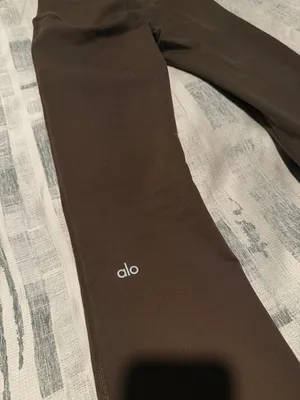 Alo Yoga Leggings (xs) thumbnail 2