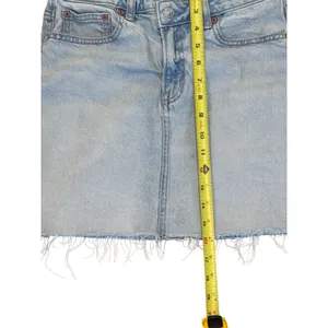 American Eagle Light Wash Denim Mini Skirt Raw Hem Blue Size 6 thumbnail 6