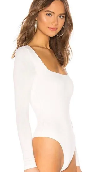 superdown Al Long Sleeve Bodysuit in White thumbnail 2