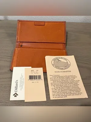 Vintage Dooney & Bourke Pebbled Leather All-Weather Leather Checkbook Cover thumbnail 6