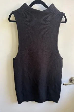 Free People Black Funnel Neck Sleeveless Sweater‎ Tunic XS chic minimalist thumbnail 1