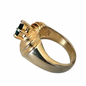 Vintage Gold Tone Heart Ring Emerald Green Pear Cut Stone thumbnail 8
