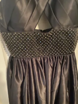 Sherri Hill Black Gown thumbnail 4