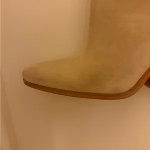 Sam Edelman Beige Heeled with side zippers Boots! thumbnail 2