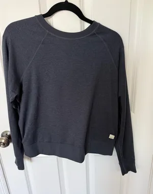 Vuori Performance Crewneck thumbnail 1