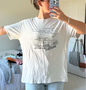 Abercrombie & Fitch Tshirt thumbnail 2