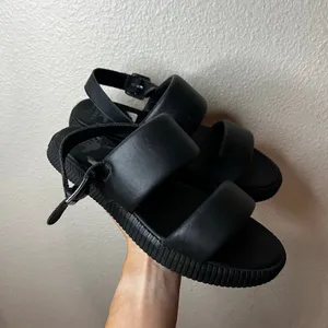 Sorel Ona Streetworks Go-To Flat chunky platform Sandals in black WOMENS 39 thumbnail 2