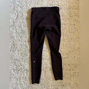 Lululemon In Focus Run Tight Size 10 Plum‎ Shadow PSHW Reflective Details thumbnail 8