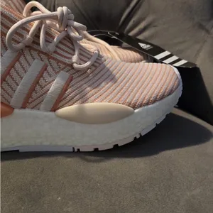Adidas Peach and White Striped Sneakers thumbnail 8