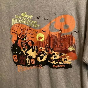 Disney Parks 2016 Mickey’s Halloween Party (MNSSHP) Annual Passholder Tee L thumbnail 3