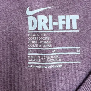 Nike Dri-Fit Shirt Women M V-Neck Long Sleeve Purple Athleisure Activewear Sport thumbnail 3