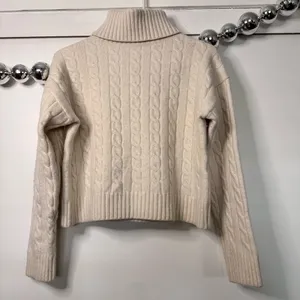 Aritzia Sunday Jones Cropped Cable Knit Turtleneck Cropped Sweater thumbnail 4