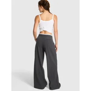 Victoria's Secret Pink On-the-Go Low-Rise Trouser Pants Wide Leg Medium NWT thumbnail 2