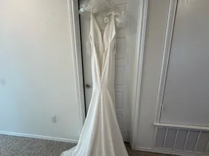 Blush Bridal Wedding dress White Size 10 thumbnail 10