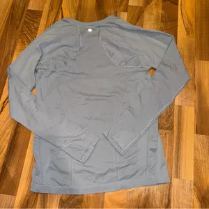 Athleta 54023 long sleeve grey under layer top size large compression‎ workout thumbnail 6