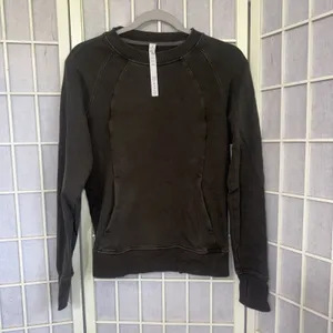 Lululemon Tennis Club Long Sleeve Sweatshirt Crew Neck Tee Green Women's Size 4 thumbnail 10