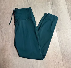 Victoria’s Secret leggings thumbnail 2