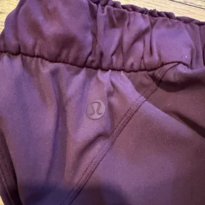Lululemon Keep Moving Pant Cassis thumbnail 7