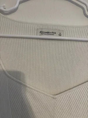 Abercrombie & Fitch white long sleeve thumbnail 3
