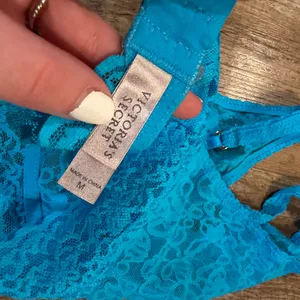 Victoria's Secret Vintage Victoria Secret Teal Lace Bralette - Bright Turquoise Blue Medium thumbnail 3