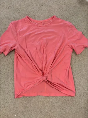 Lululemon Crescent T-Shirt Raspberry Cream thumbnail 2