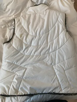 Reversible White And Fur Vest Size M thumbnail 4