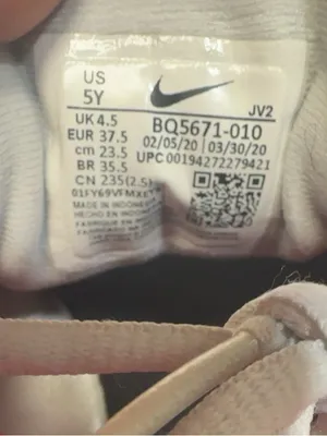 Nike Women's Light Gray and Hot Pink Running Sneakers thumbnail 6