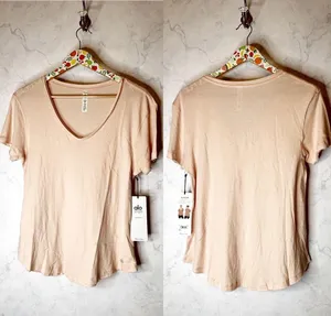 Alo Yoga Playa Short Sleeve Tee Shirt thumbnail 4