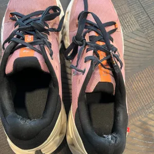On cloud cloud flyer running shoes mauve pink 9 women thumbnail 9