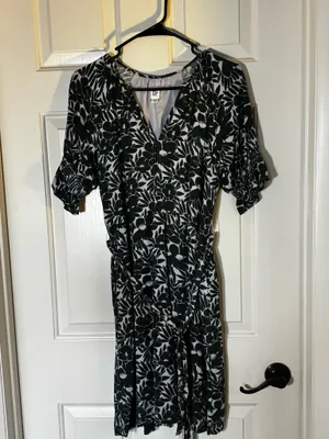 Gap Women’s Dress thumbnail 2