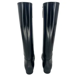 Gucci Interlocking GG Chain Patent Leather Knee‎ Boots thumbnail 12
