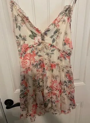 Floral Mini dress Size M thumbnail 1