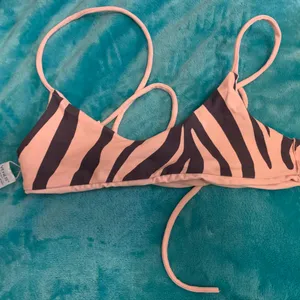 Venus Bathing Suit thumbnail 1