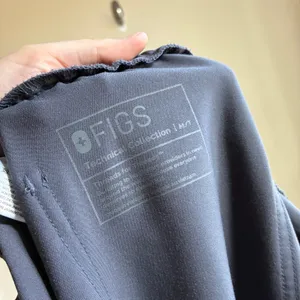 Figs Technical Collection yola high rise gray scrubs pants women's size M/T thumbnail 6