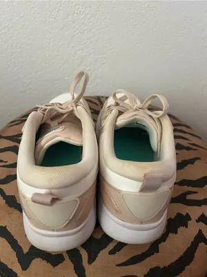 Avia Lace Up Air Neutral Beige and White Women's Athletic Sneakers 9 thumbnail 4