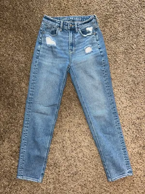 American Eagle Mom Jeans thumbnail 1