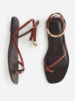 Madewell The Vira Bangle Ankle-Wrap Sandal in Leather Leather Ankle-Strap Flat 8 thumbnail 2
