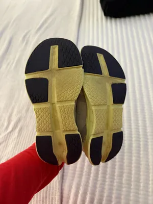 On Cloud Running Shoes Women’s thumbnail 3