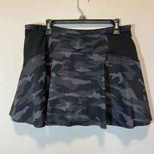 Athleta‎ Match Point Printed Skort Camo Black Gray Large thumbnail 6