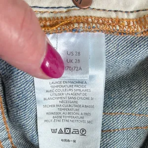 Free People Vixen Cigarette Jeans 28 Vintage Indigo Distressed High‎ Rise thumbnail 7