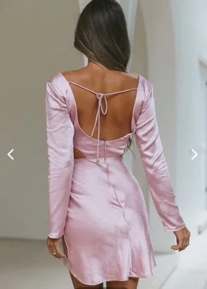 Selfie Leslie Blush Dress thumbnail 2