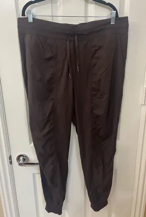 Dance Studio Mid-Rise Jogger thumbnail 1