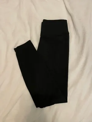 Leggings In Black thumbnail 1