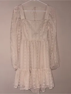 Lulu’s ‘Only you & I” cream long sleeve tie back dress S thumbnail 4