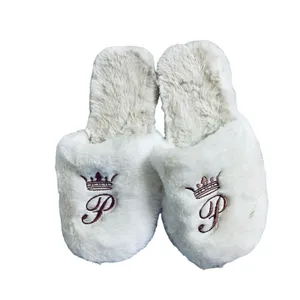 P initial faux fur slippers White Size 7 thumbnail 4