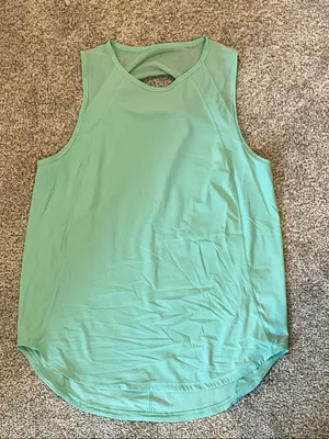 Lululemon Tank - 12 thumbnail 1