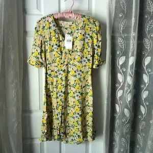 New Mango MNG Ruched detail floral print mini dress, size small, size 4 thumbnail 2