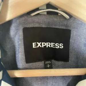 Express Women's S Blue White Striped Pleated Back Trench Coat Size Small Preppy‎ thumbnail 7