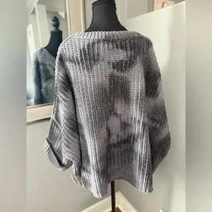 Pol x Anthropologie Oversized Grey Chenille Boxy Crop Sweater Medium. Cabincore thumbnail 5