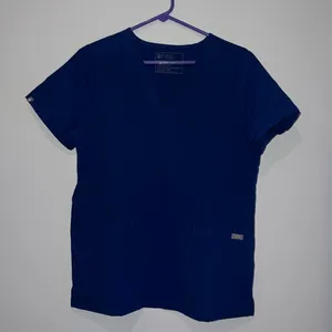 Figs 2 pocket scrub top thumbnail 1